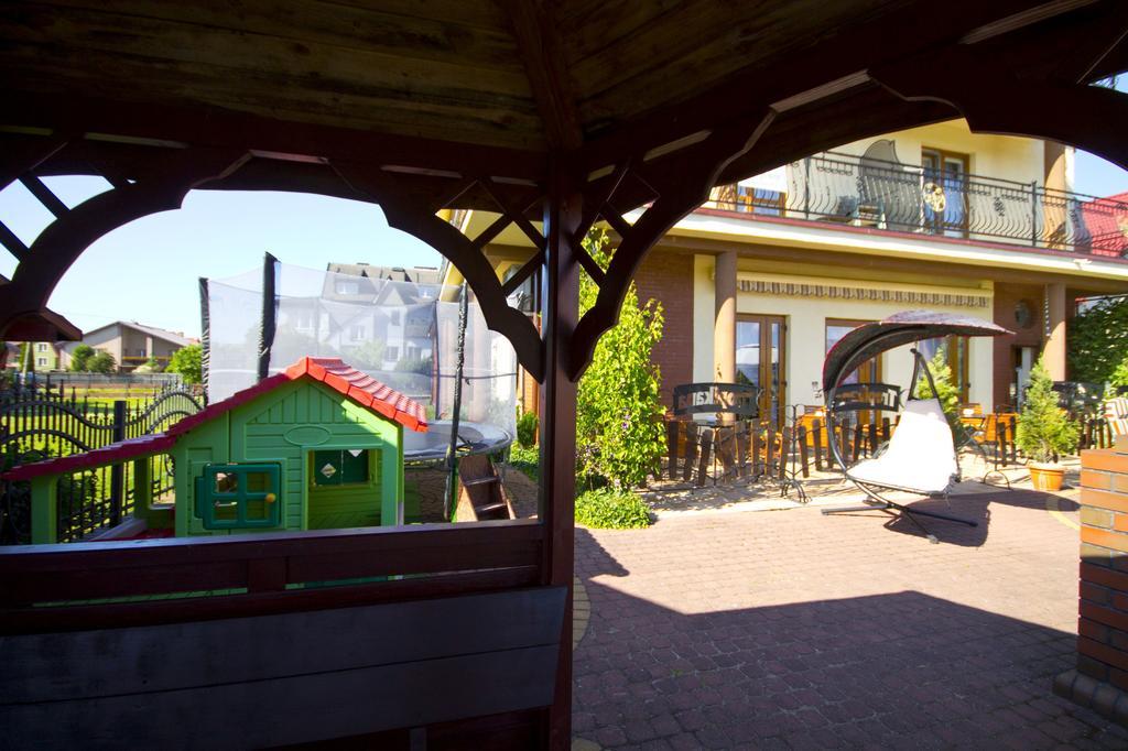 Villa Tropikana Łeba Exteriör bild